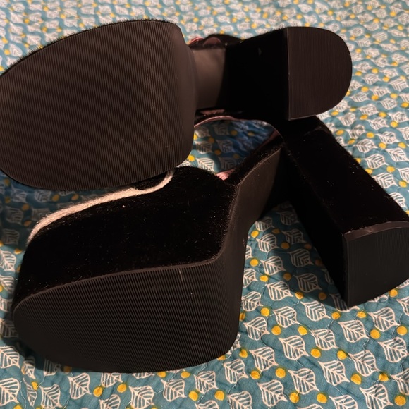 Dolls Kill Black and Pink Panda Heels - Picture 3 of 4